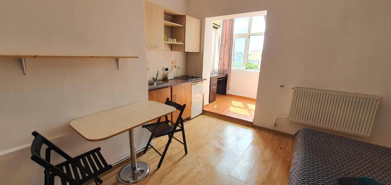 City Center Majestic Studio Apartment Букурещ Екстериор снимка